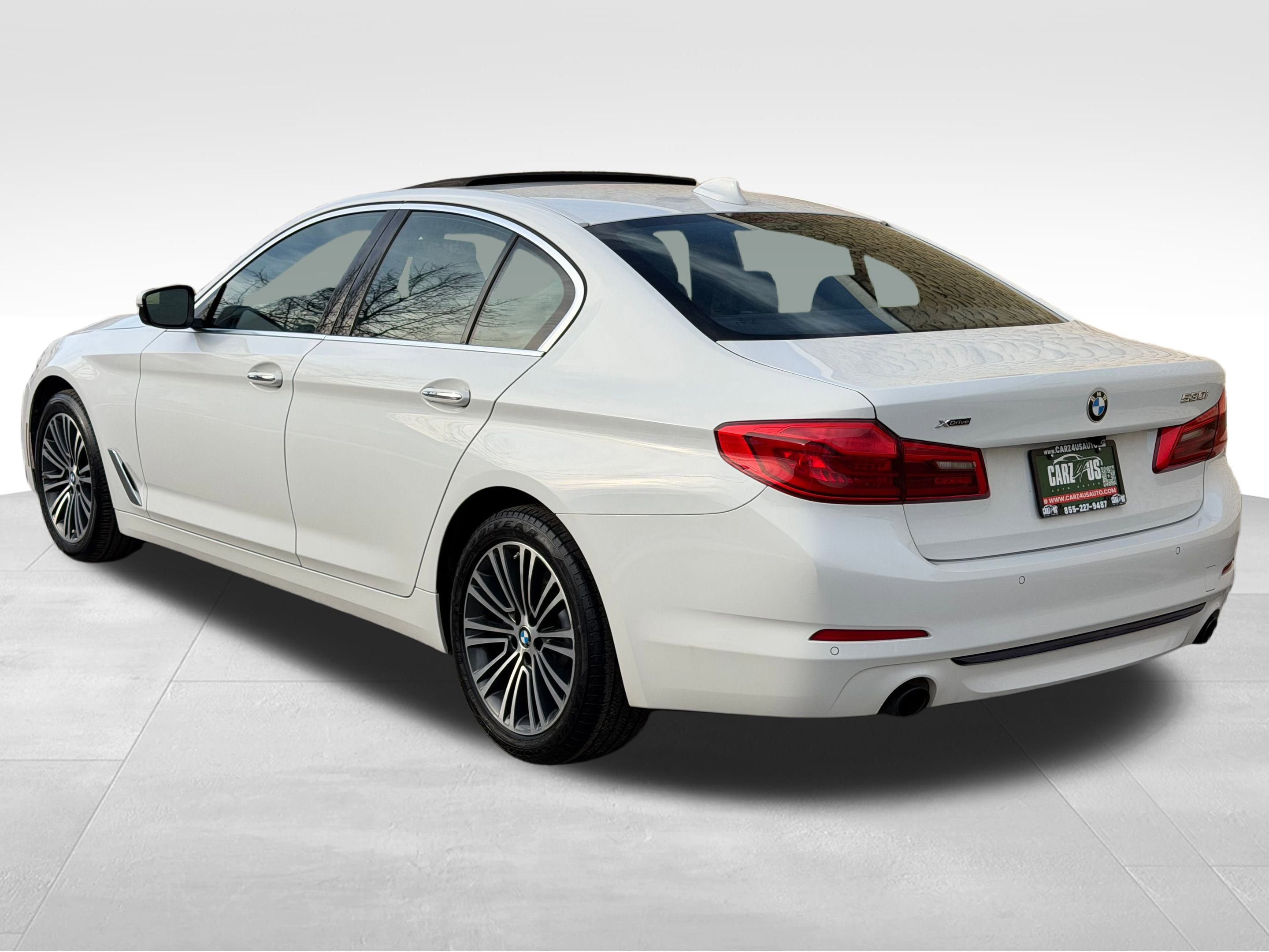 Used 2018 BMW 530i xDrive image 9