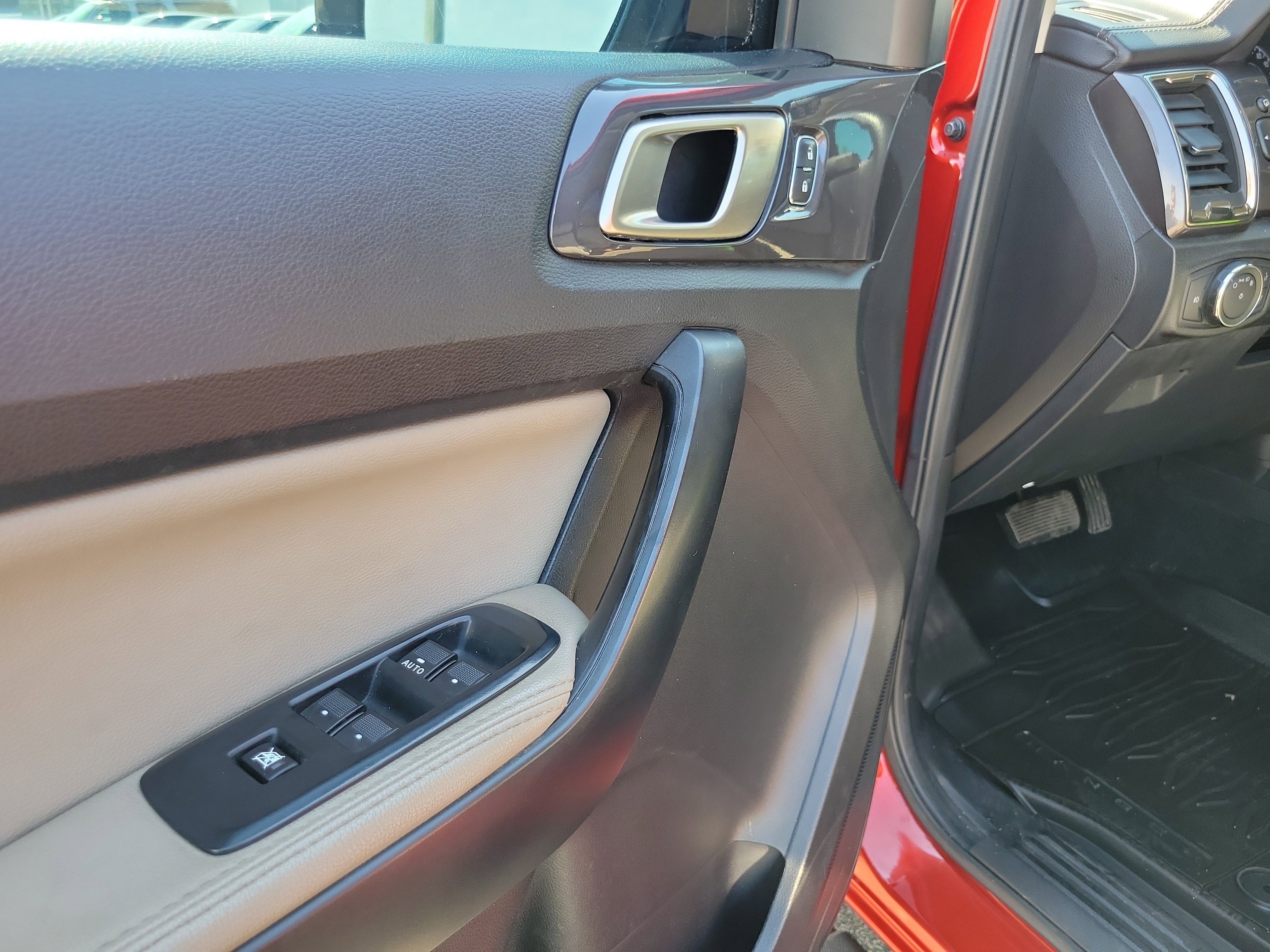 Used 2019 Ford Ranger Lariat w/ Equipment Group 501A Mid AWD/4WD image 7