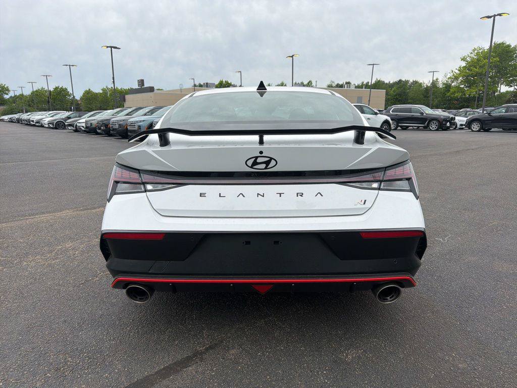 New 2026 Hyundai Elantra N FWD image 5