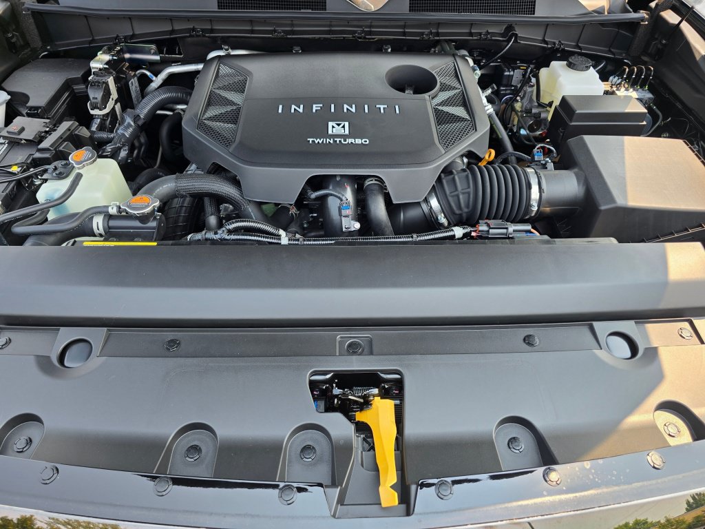 New 2027 INFINITI QX80 Sensory w/ Sport Exterior Package AWD/4WD image 10