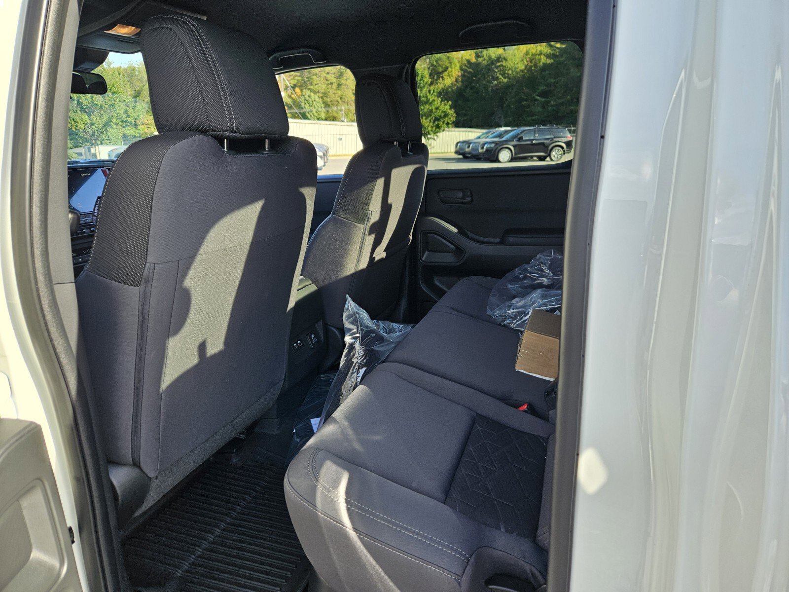 New 2026 Nissan Frontier SV image 8