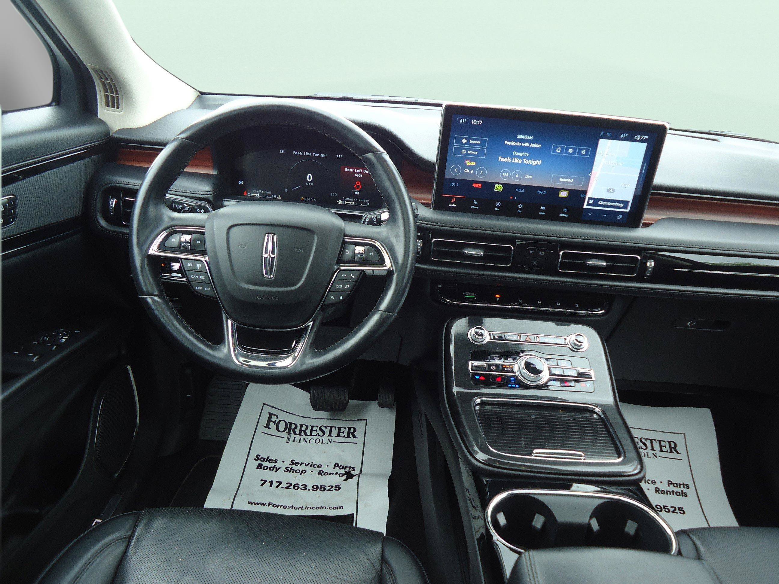 Used 2023 Lincoln Nautilus Reserve w/ Class II Trailer Tow Package AWD/4WD image 11
