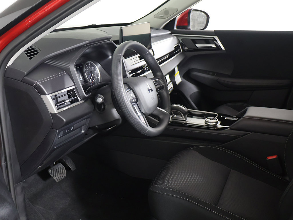 New 2026 Mitsubishi Outlander ES AWD/4WD image 24