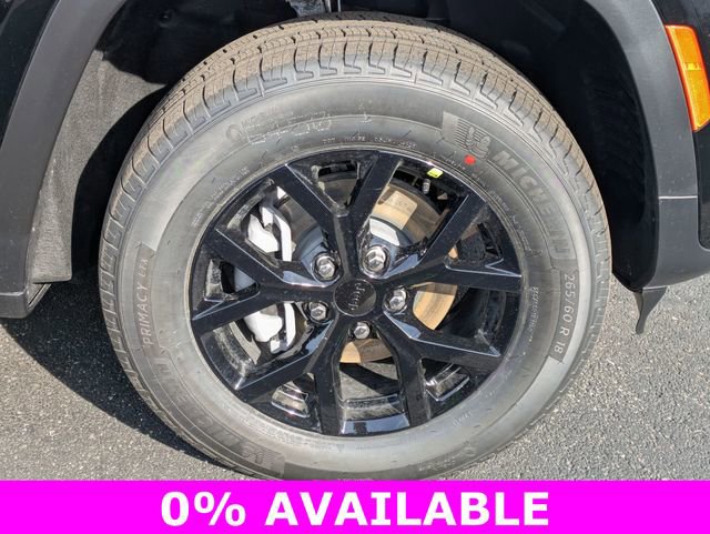 New 2026 Jeep Grand Cherokee Laredo image 32