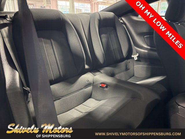 Used 2022 Ford Mustang EcoBoost image 34