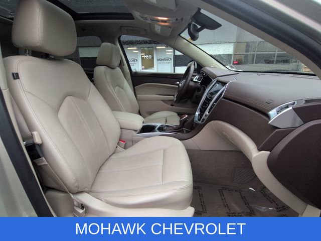 Used 2015 Cadillac SRX Luxury image 30