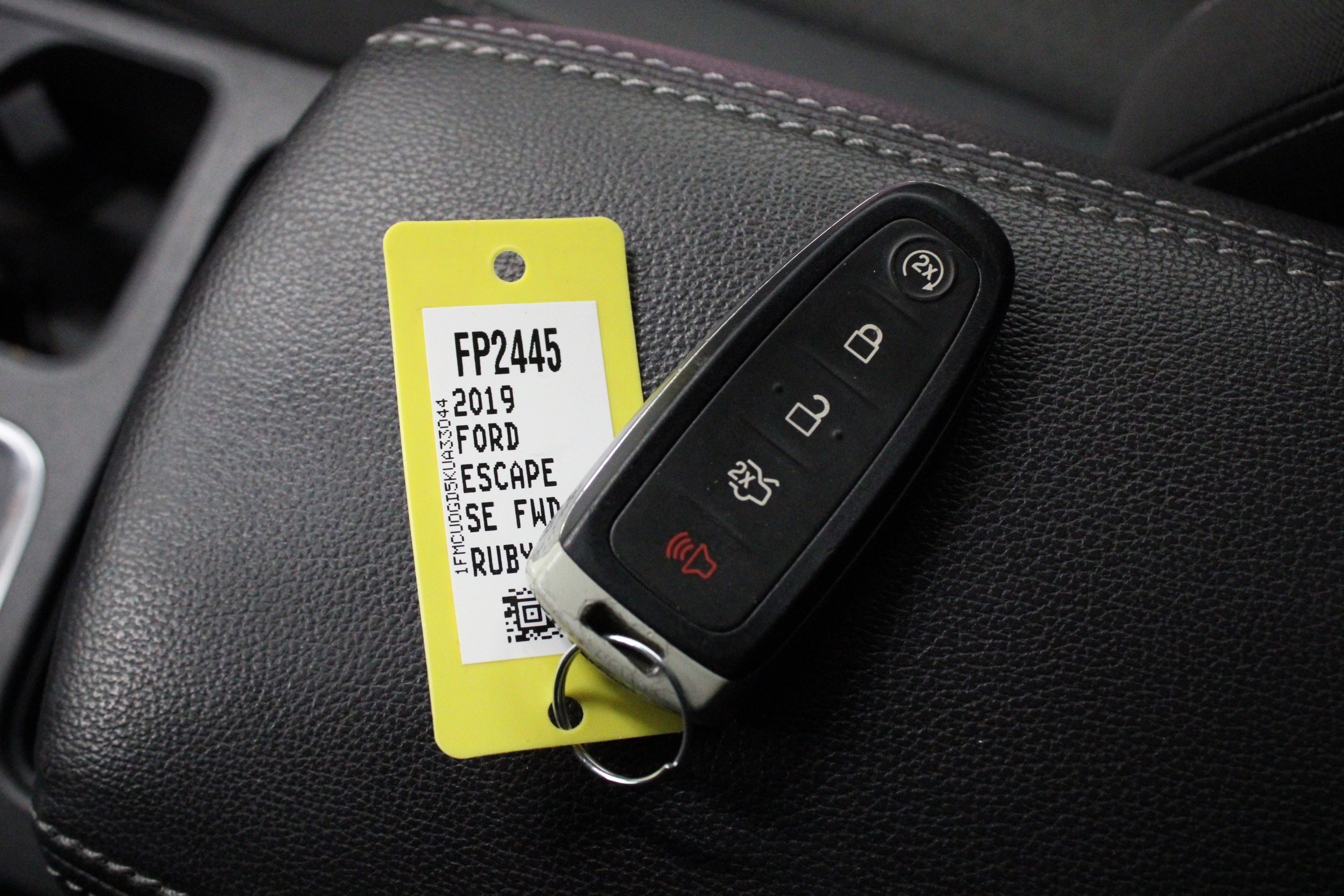 Used 2019 Ford Escape SE image 28