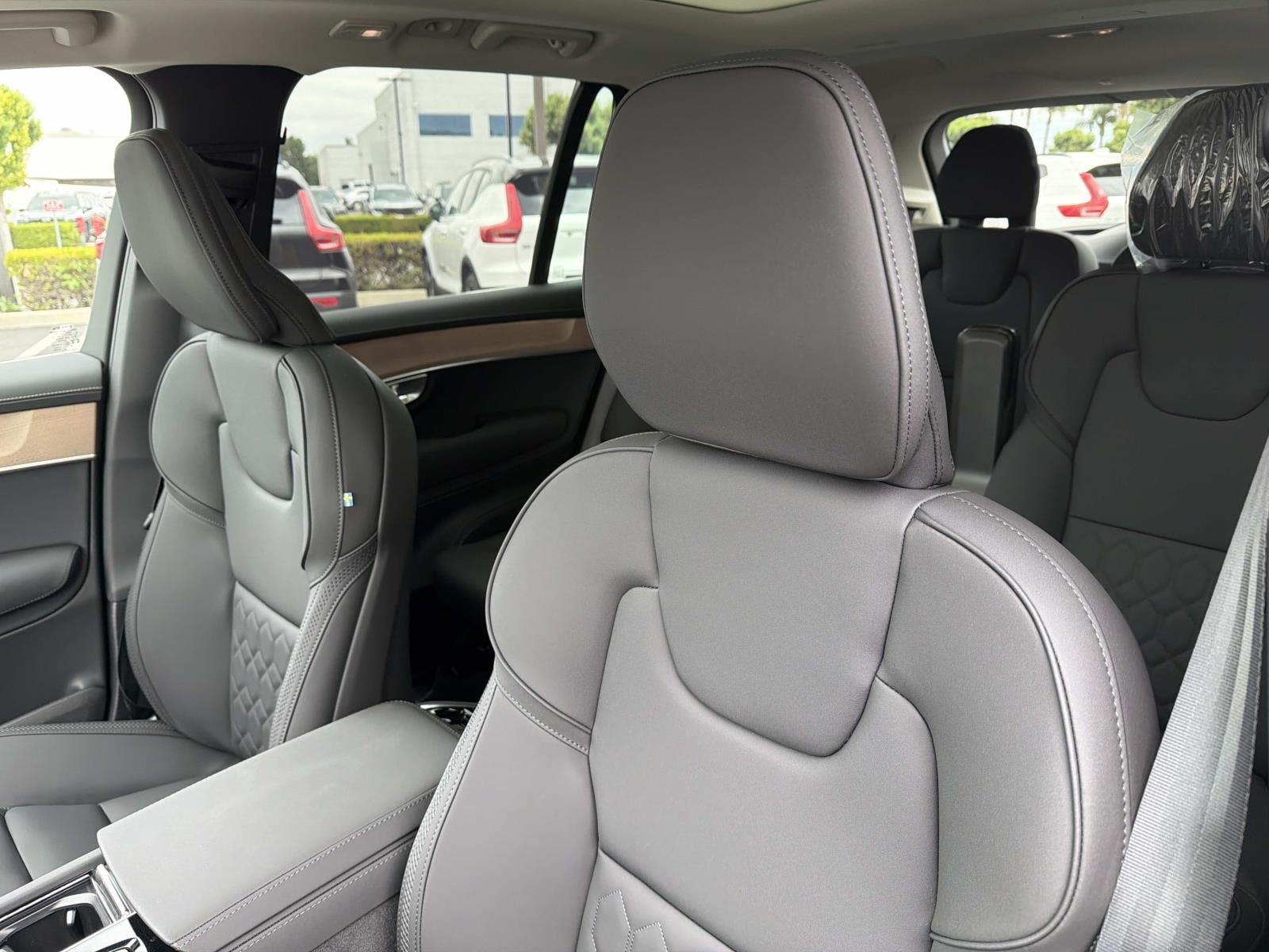 New 2026 Volvo XC90 T8 Plus AWD/4WD image 15