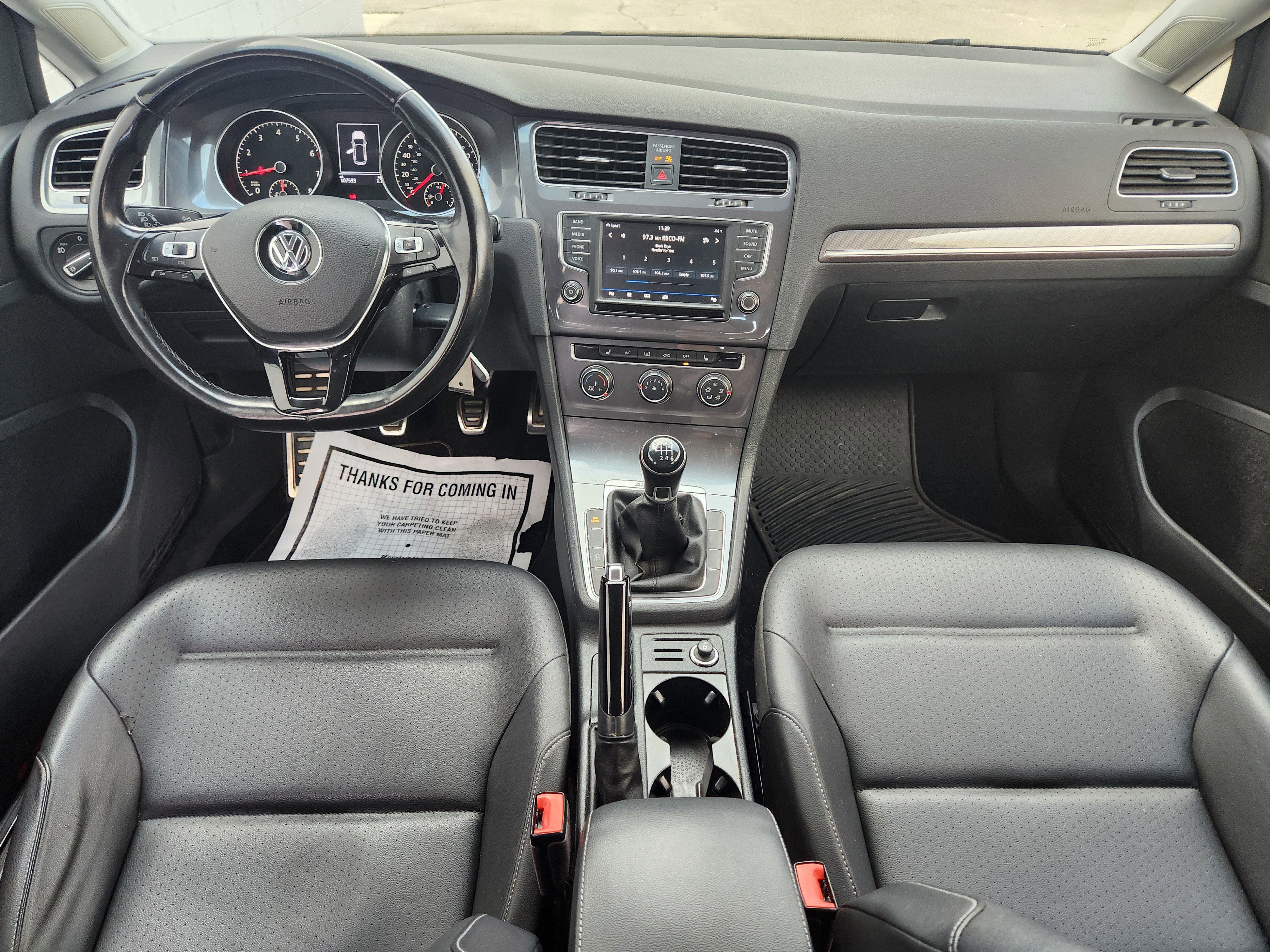 Used 2017 Volkswagen Golf Alltrack S image 21