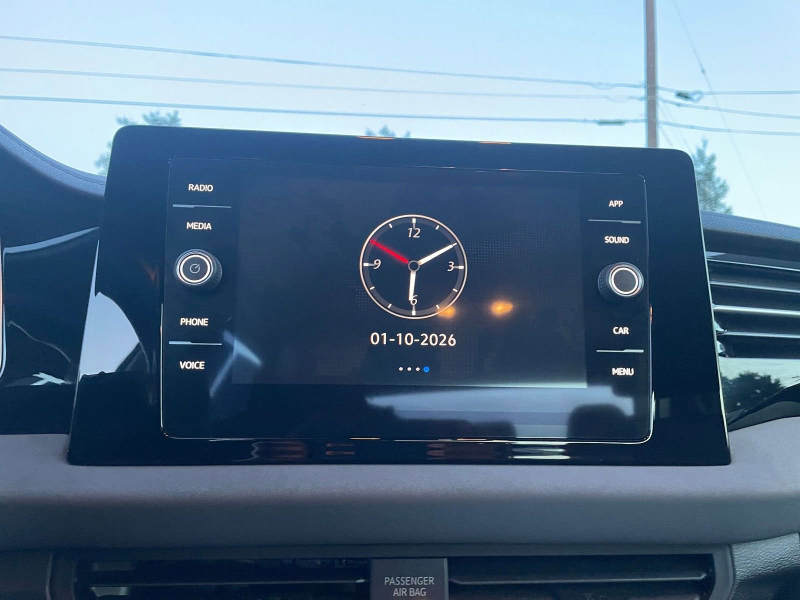 Used 2025 Volkswagen Jetta SE image 21