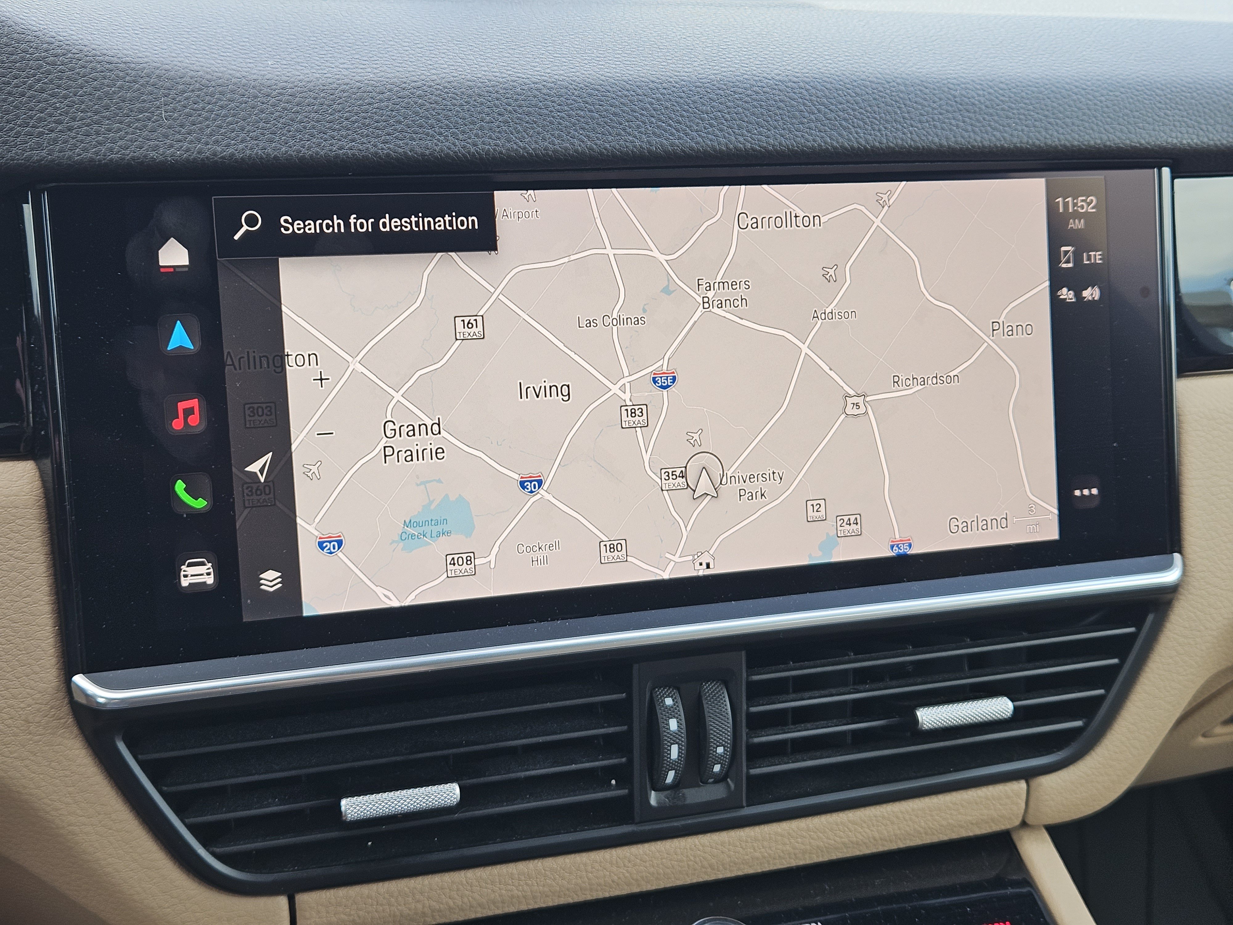 Certified 2022 Porsche Cayenne AWD/4WD image 17