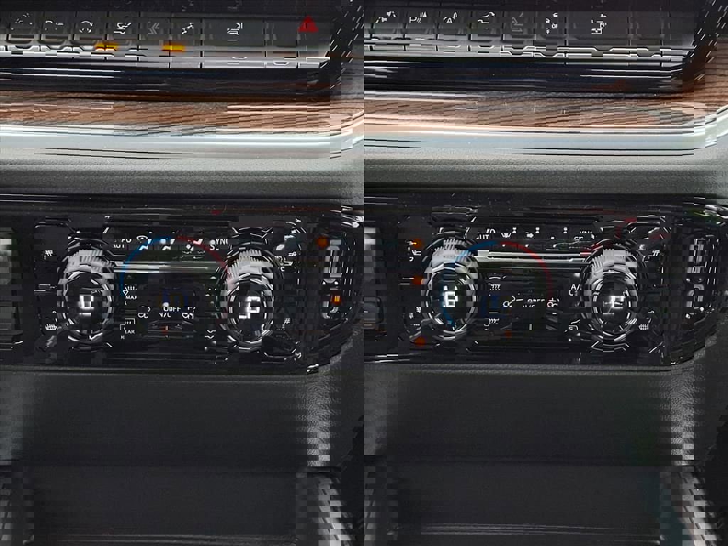 New 2026 Chevrolet Silverado 1500 LT w/ Texas Edition Plus image 13