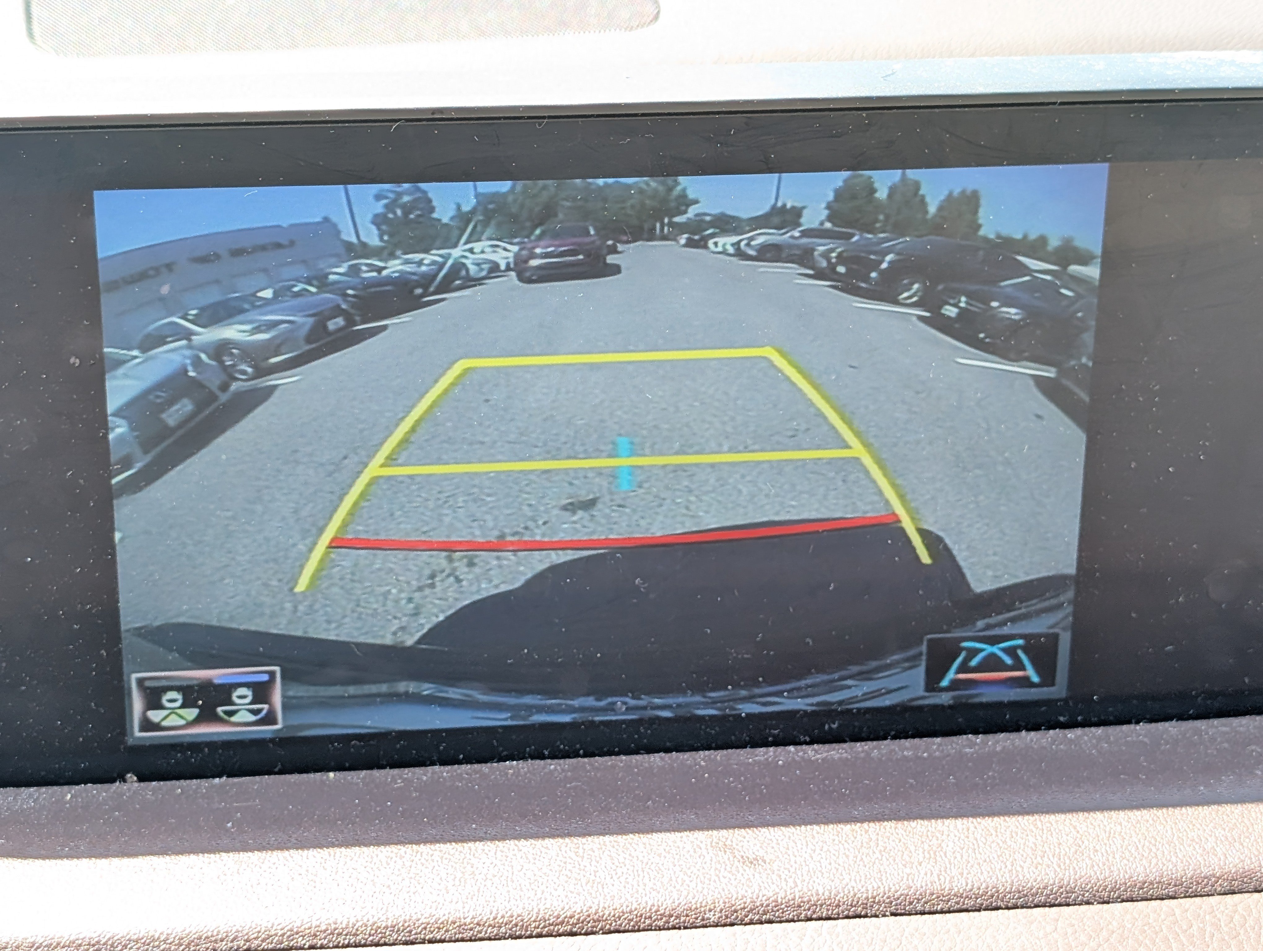 Used 2020 Lexus RX 450h AWD w/ Premium Package image 27