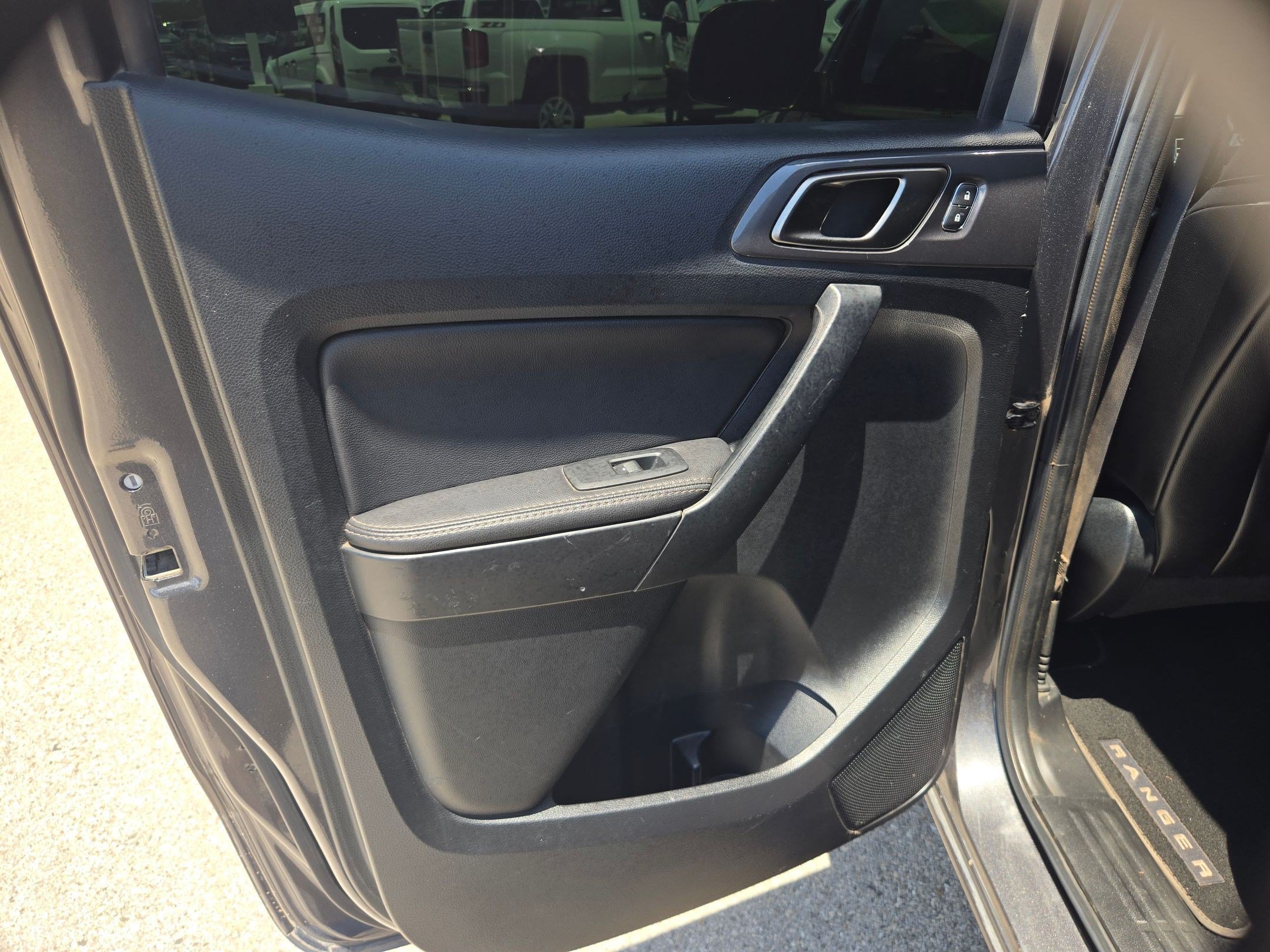 Used 2019 Ford Ranger Lariat w/ Equipment Group 501A Mid RWD image 14