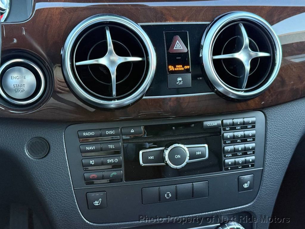 Used 2015 Mercedes-Benz GLK 250 BlueTEC 4MATIC image 11
