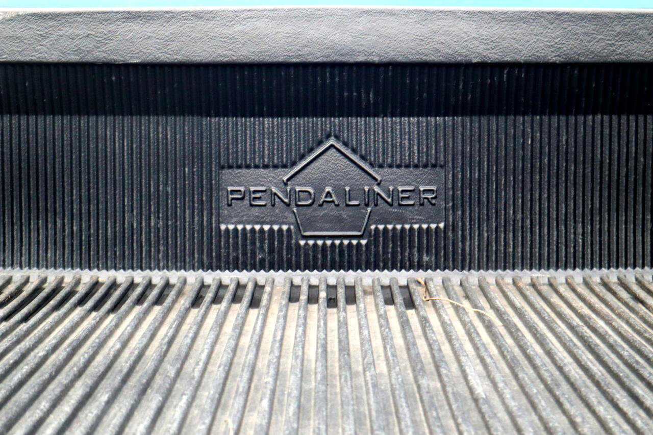 Used 2019 RAM 1500 Classic SLT image 28