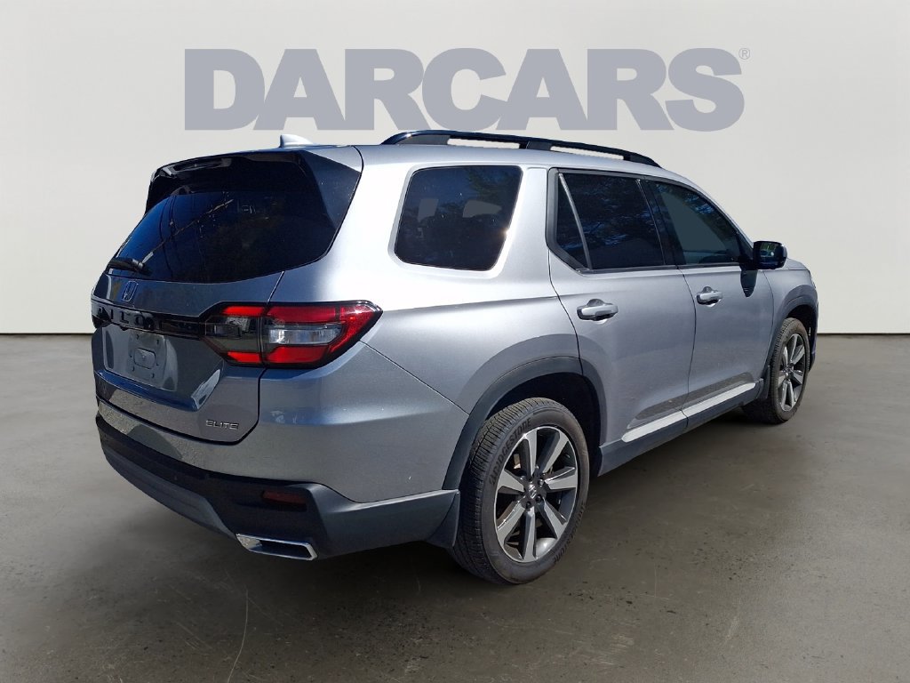 Used 2025 Honda Pilot Elite image 6
