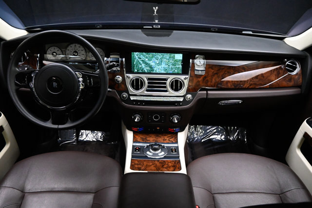 Used 2012 Rolls-Royce Ghost RWD image 3