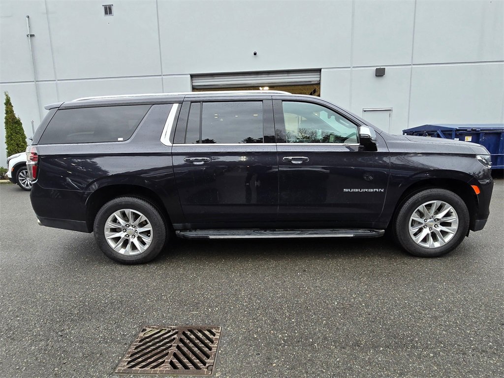 Used 2024 Chevrolet Suburban Premier image 6
