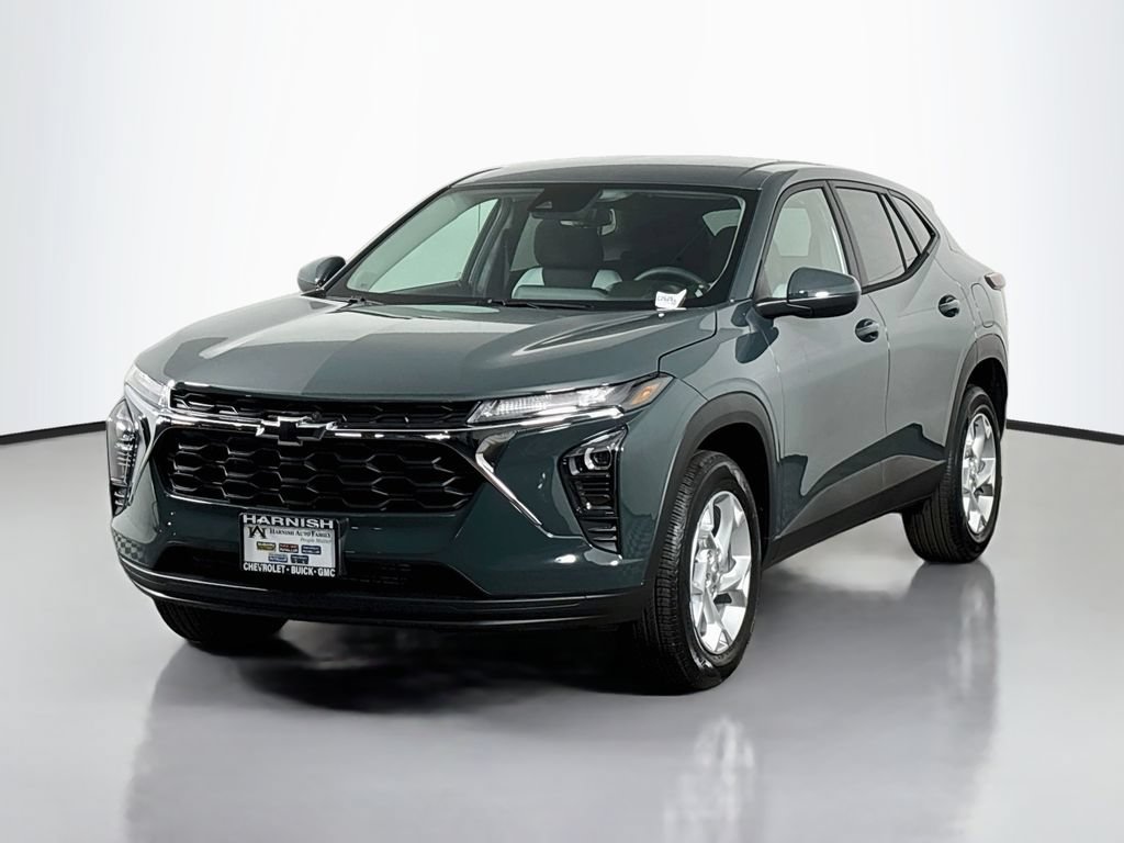 New 2026 Chevrolet Trax LS w/ LS Convenience Package FWD image 3