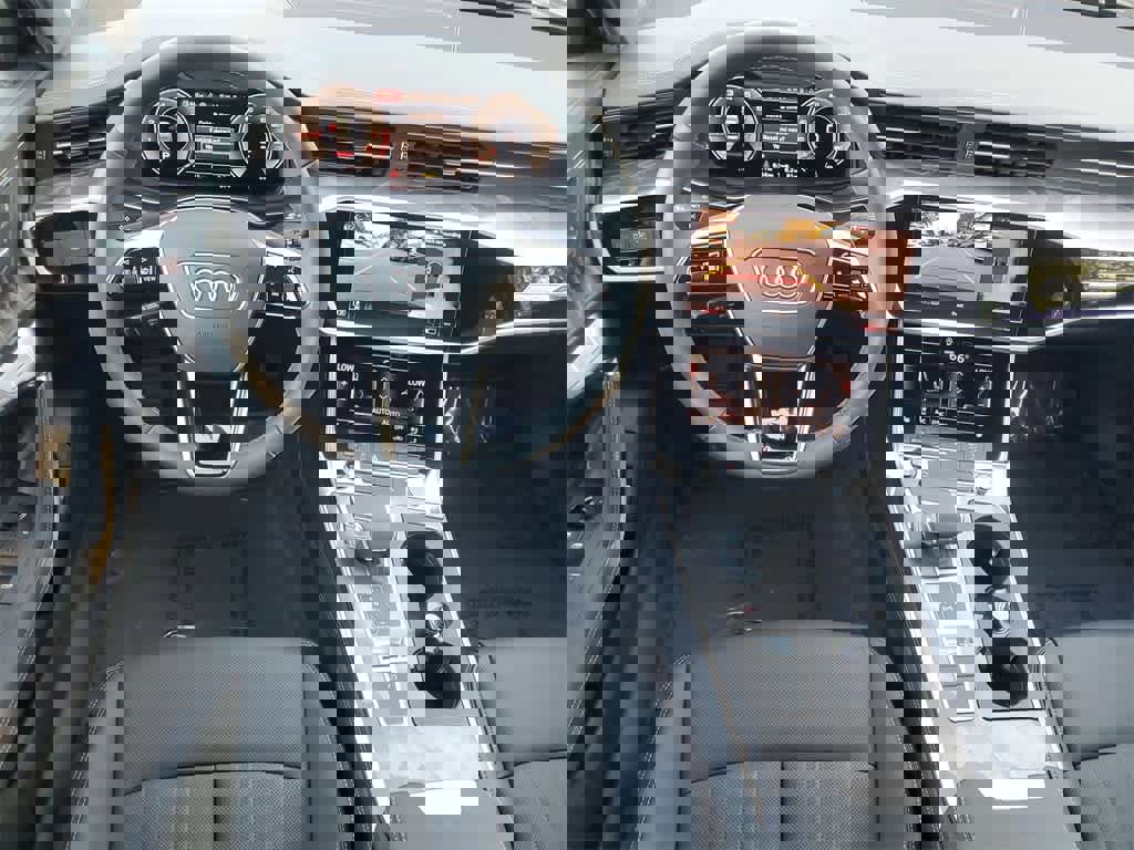 New 2025 Audi A6 Premium Plus image 18