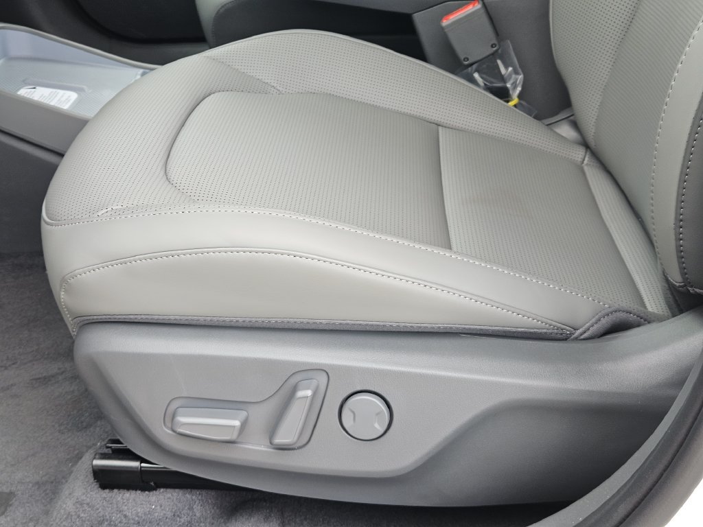 New 2027 Kia EV3 Wind AWD/4WD image 21