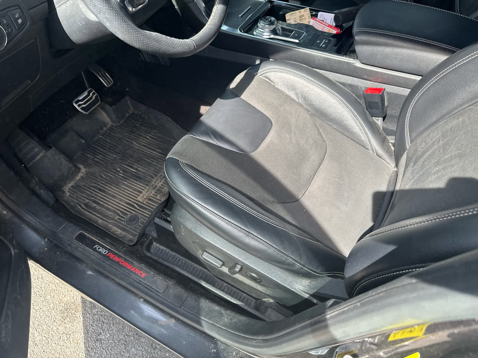 Used 2020 Ford Edge ST w/ Equipment Group 401A image 9