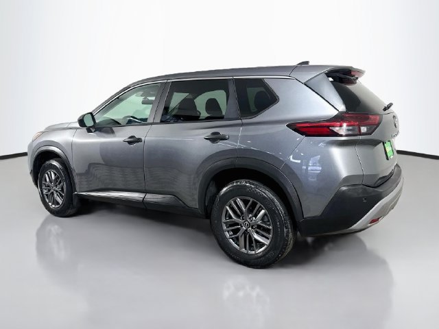 Used 2023 Nissan Rogue S AWD/4WD image 7