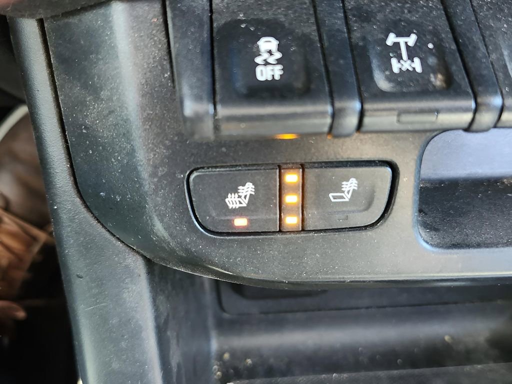 Used 2019 Chevrolet Colorado ZR2 image 30