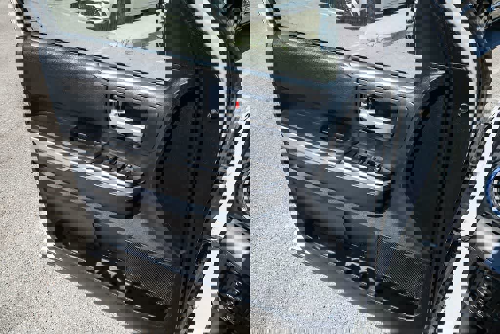 Used 2014 Toyota Tundra SR5 w/ SR5 Upgrade Package RWD image 25