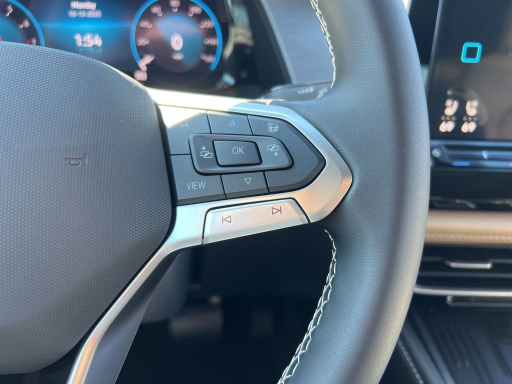 New 2026 Volkswagen Atlas Cross Sport SE image 17