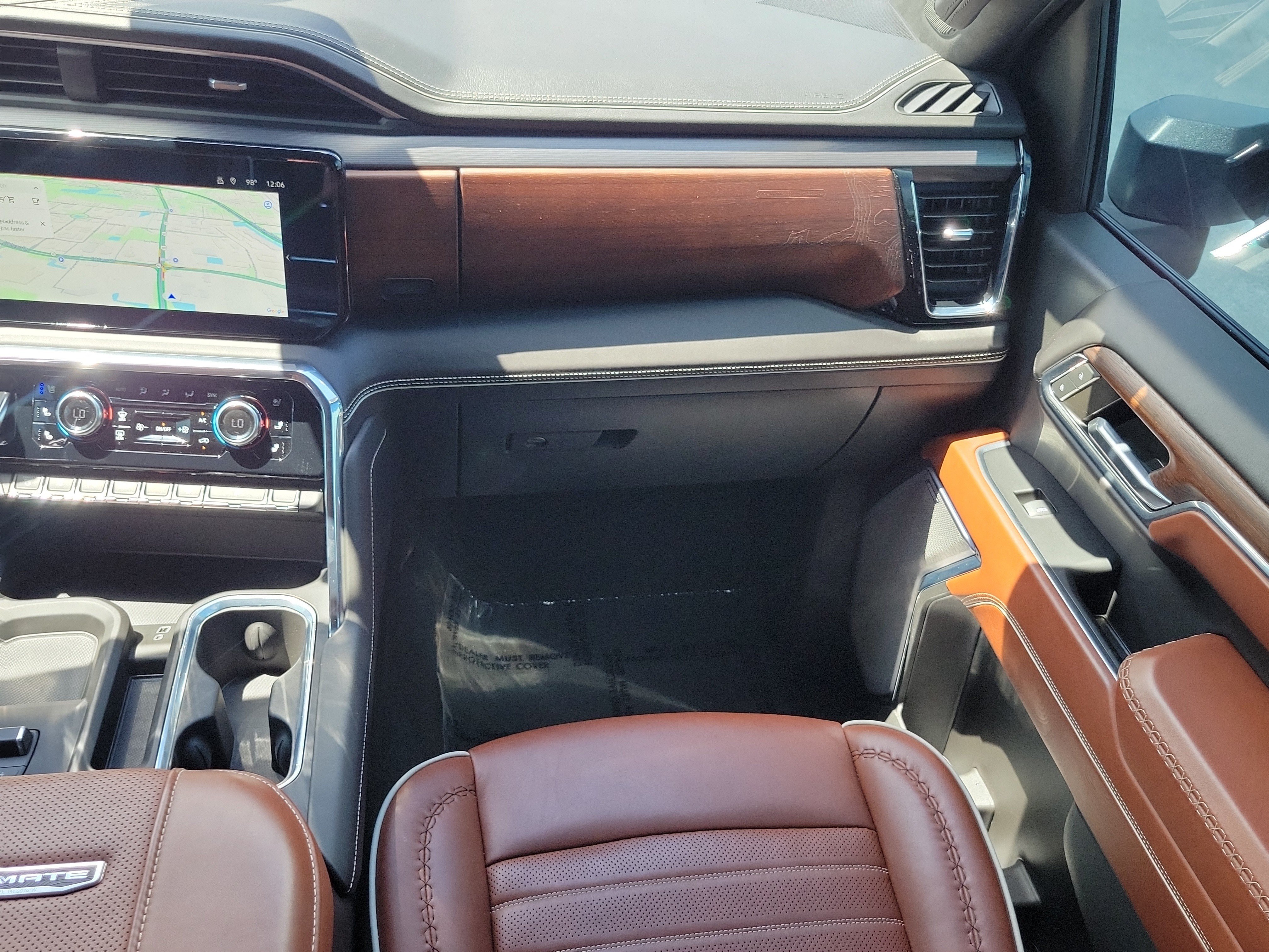 Used 2024 GMC Sierra 2500 Denali Ultimate AWD/4WD image 17