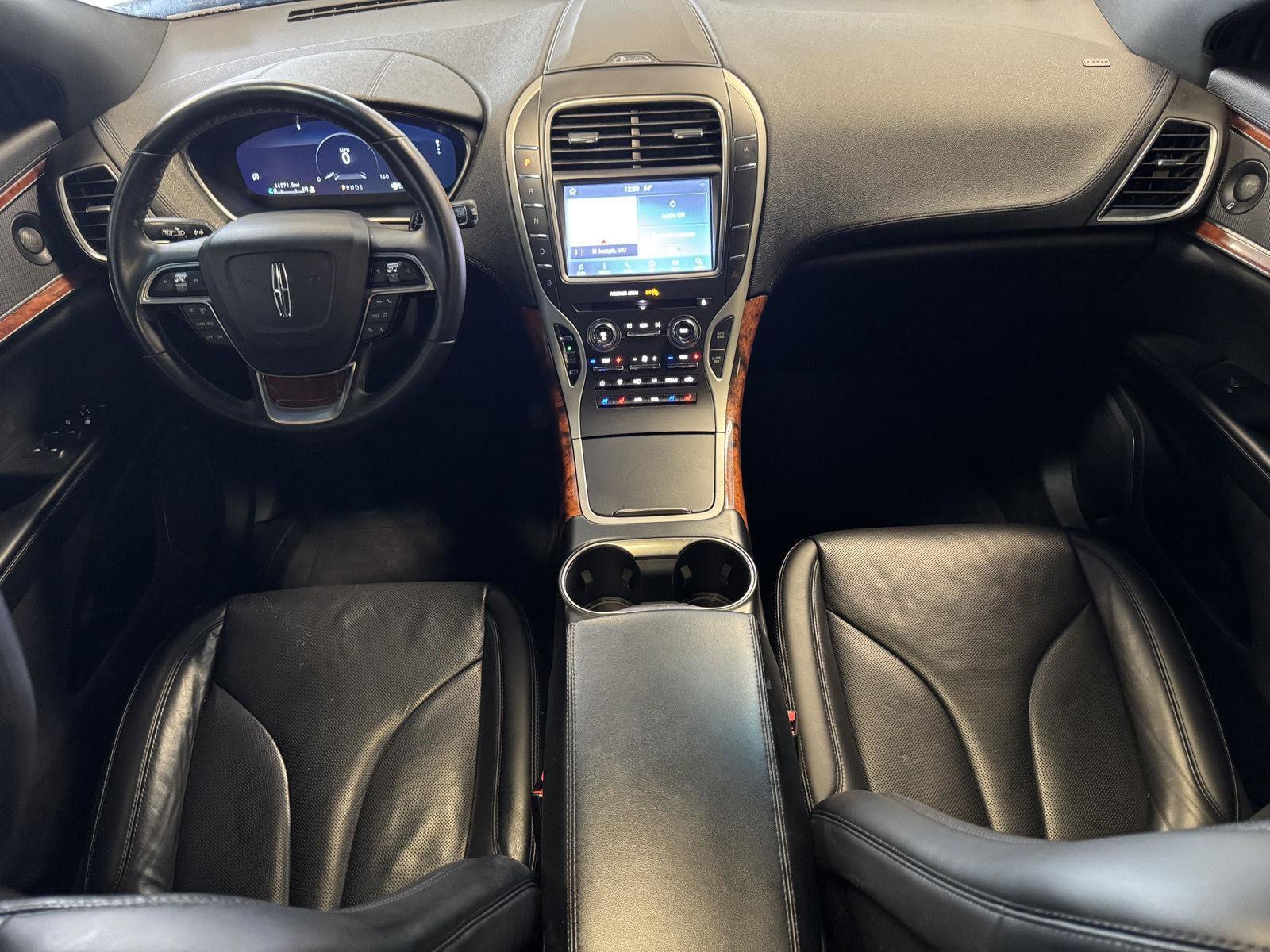 Used 2020 Lincoln Nautilus Reserve w/ Monochromatic Package image 29