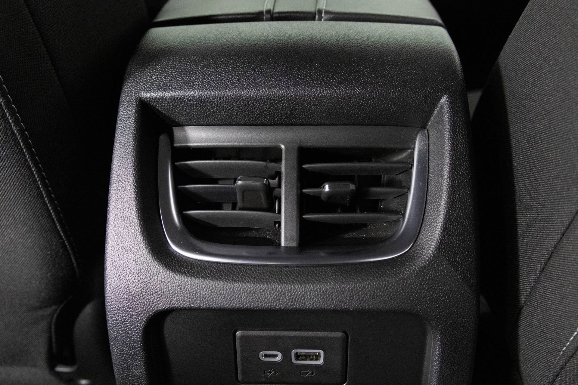 Certified 2023 Chevrolet Blazer LT w/ Convenience Package image 37