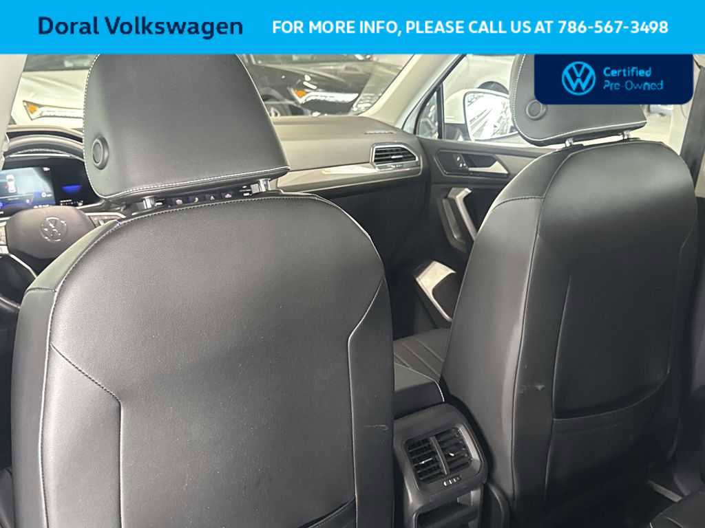 Certified 2022 Volkswagen Tiguan SE FWD image 23