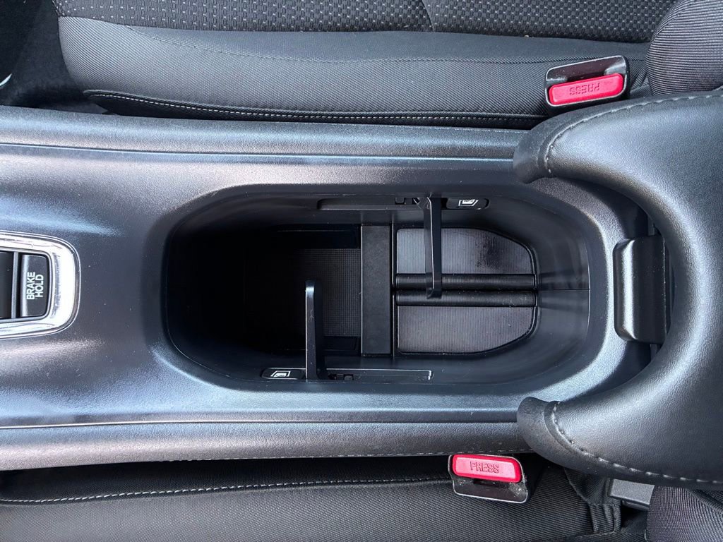 Used 2019 Honda HR-V Sport image 35