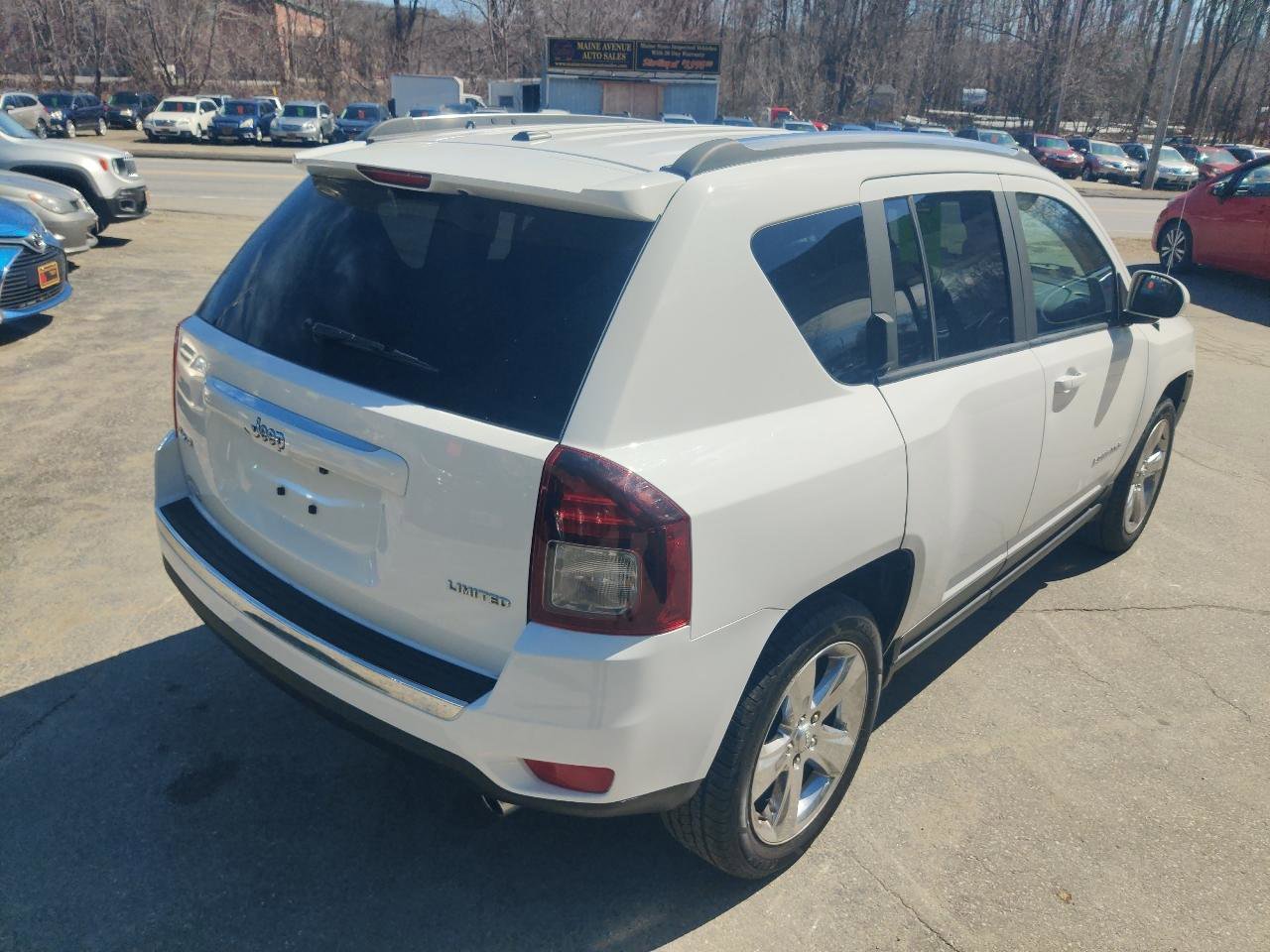 Used 2014 Jeep Compass Limited w/ Premium Sound Group image 6