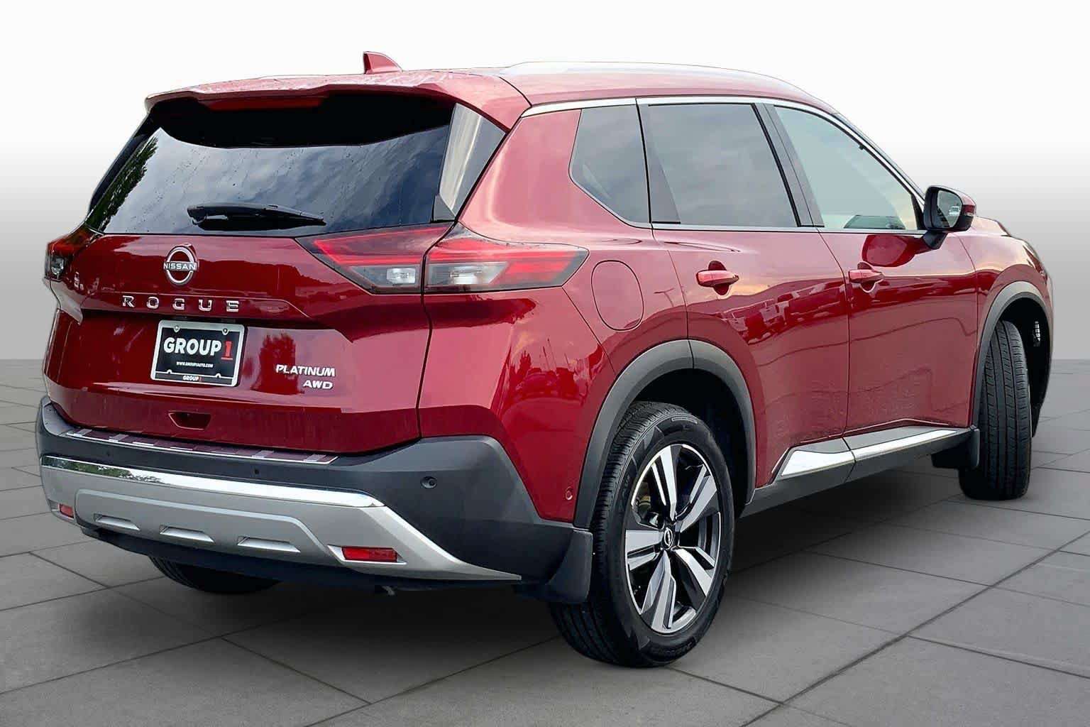 Used 2023 Nissan Rogue Platinum w/ Platinum Premium Package AWD/4WD image 12