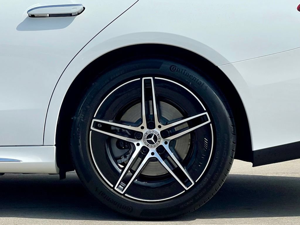 Certified 2026 Mercedes-Benz E 350 4MATIC Sedan image 15