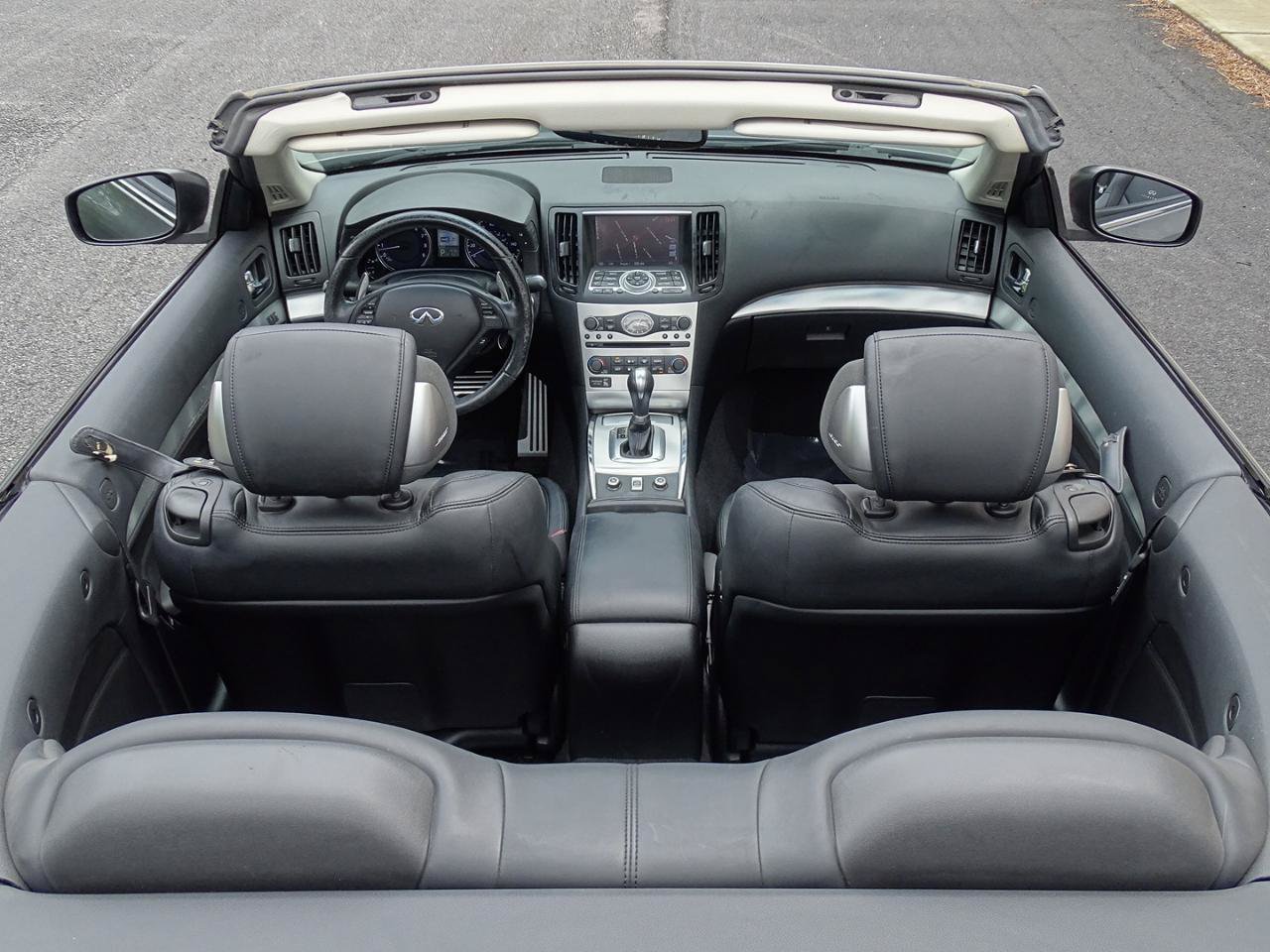 Used 2013 INFINITI G37 Convertible w/ Premium Pkg RWD image 23