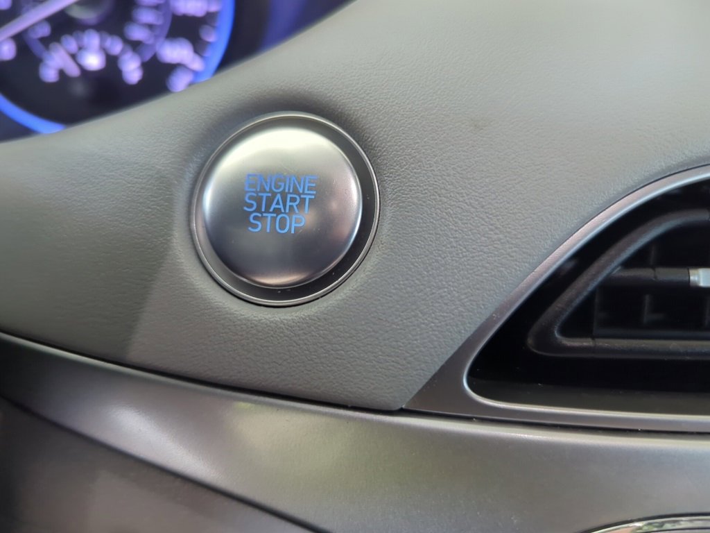 Used 2020 Hyundai Palisade SEL w/ Premium Package image 17