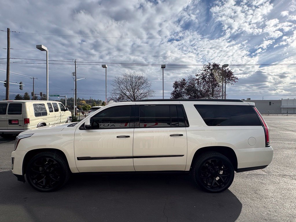 Used 2015 Cadillac Escalade ESV Premium AWD/4WD image 6