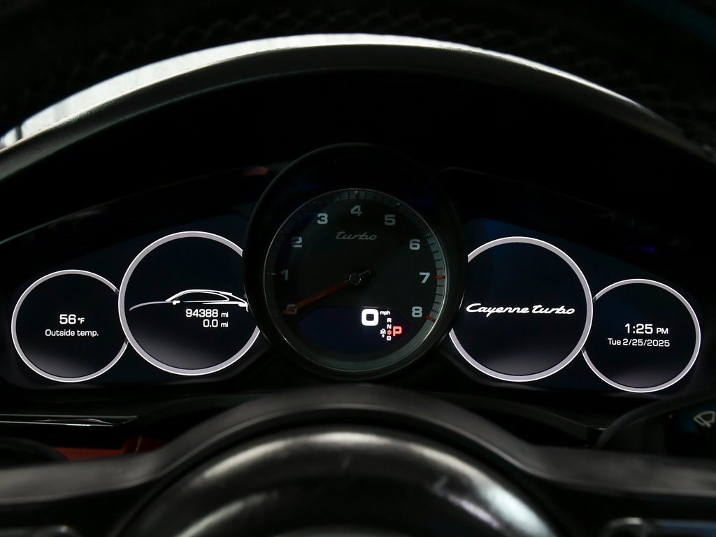 Used 2021 Porsche Cayenne Turbo w/ Assistance Package image 36