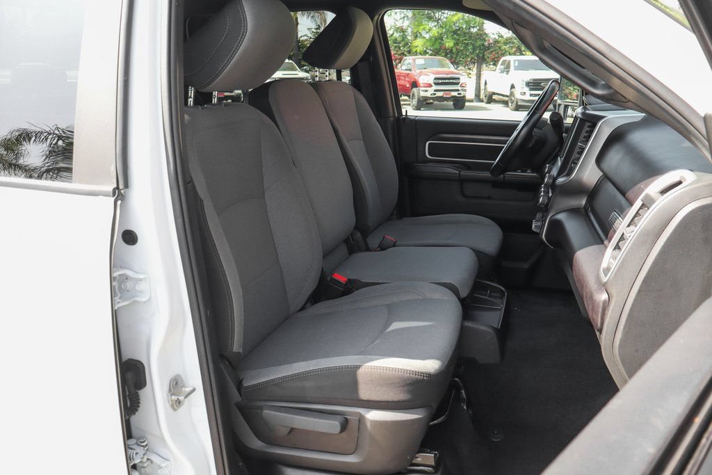 Used 2024 RAM 3500 Big Horn AWD/4WD image 45