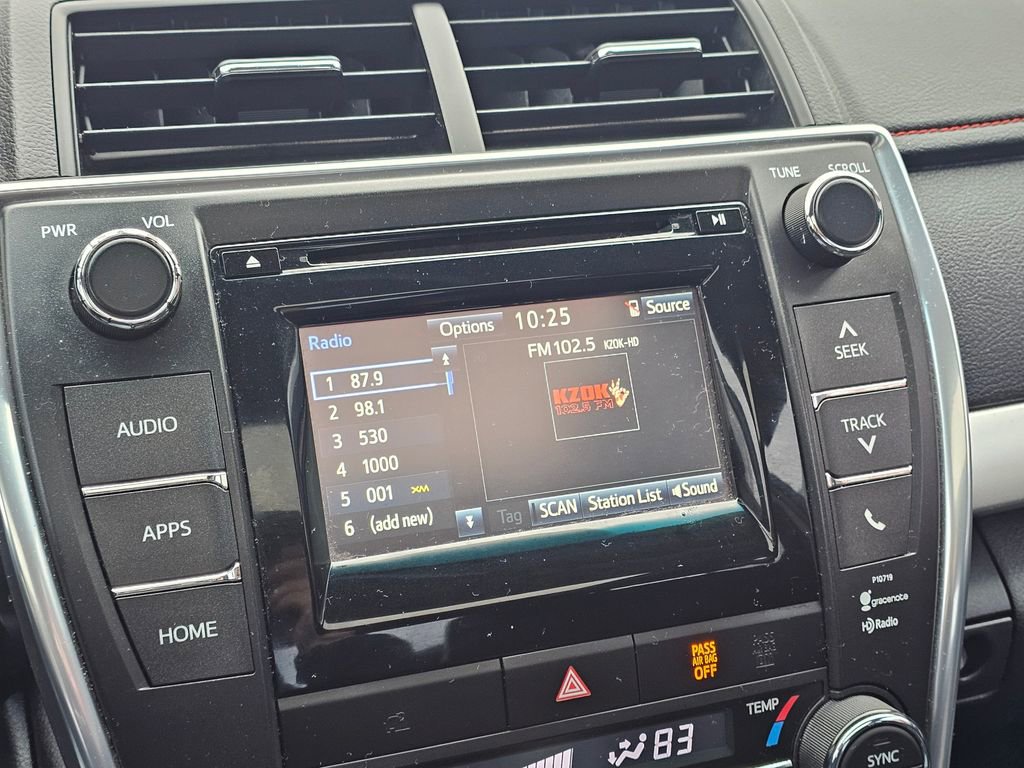 Used 2015 Toyota Camry XSE w/ Moonroof Package image 22