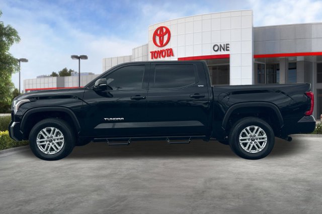 Used 2024 Toyota Tundra SR5 w/ SR5 Convenience Package AWD/4WD image 8