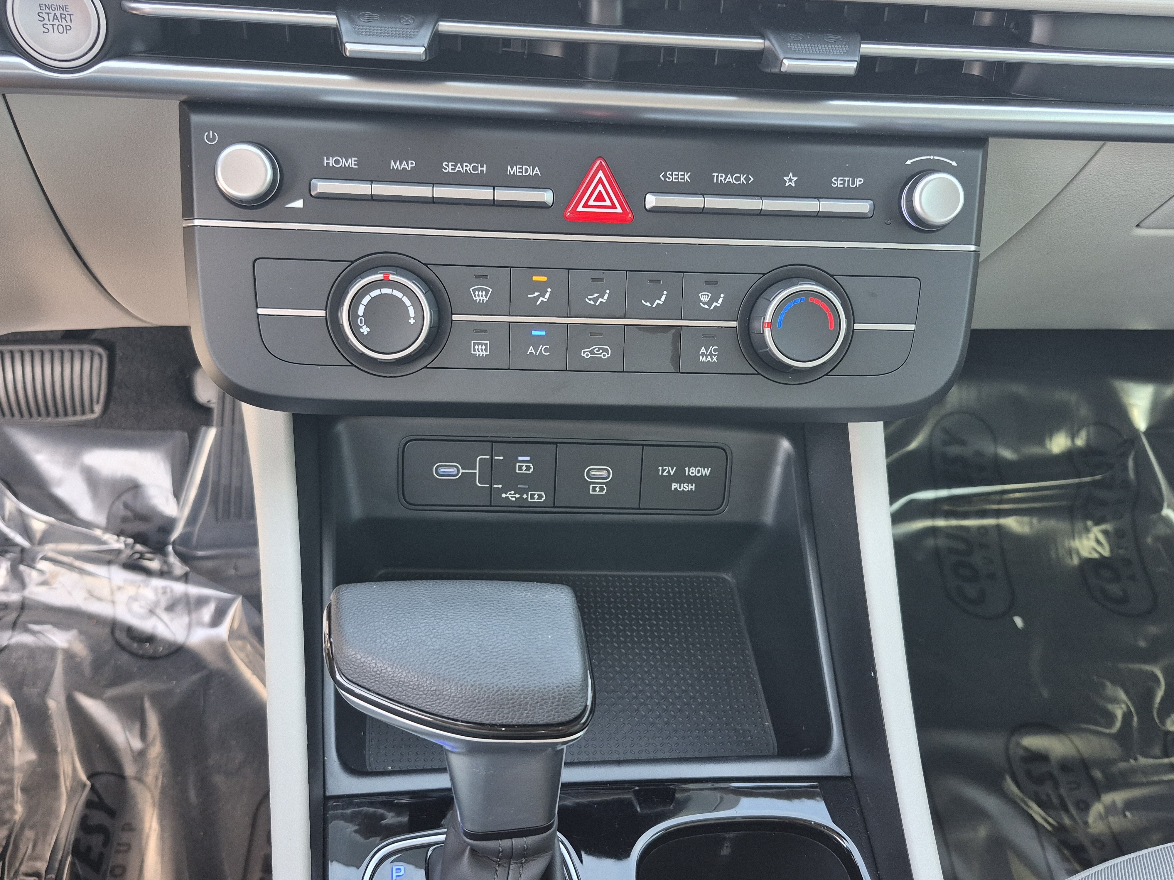 Certified 2026 Hyundai Tucson SE FWD image 25