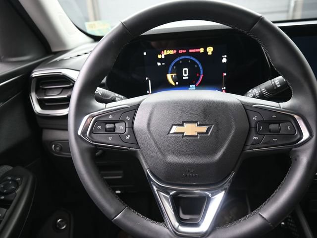Used 2025 Chevrolet TrailBlazer LT w/ Convenience Package image 8