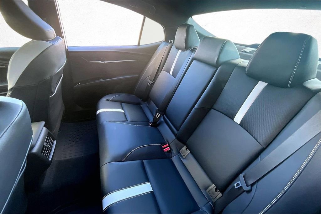 New 2026 Toyota Camry Hybrid image 19