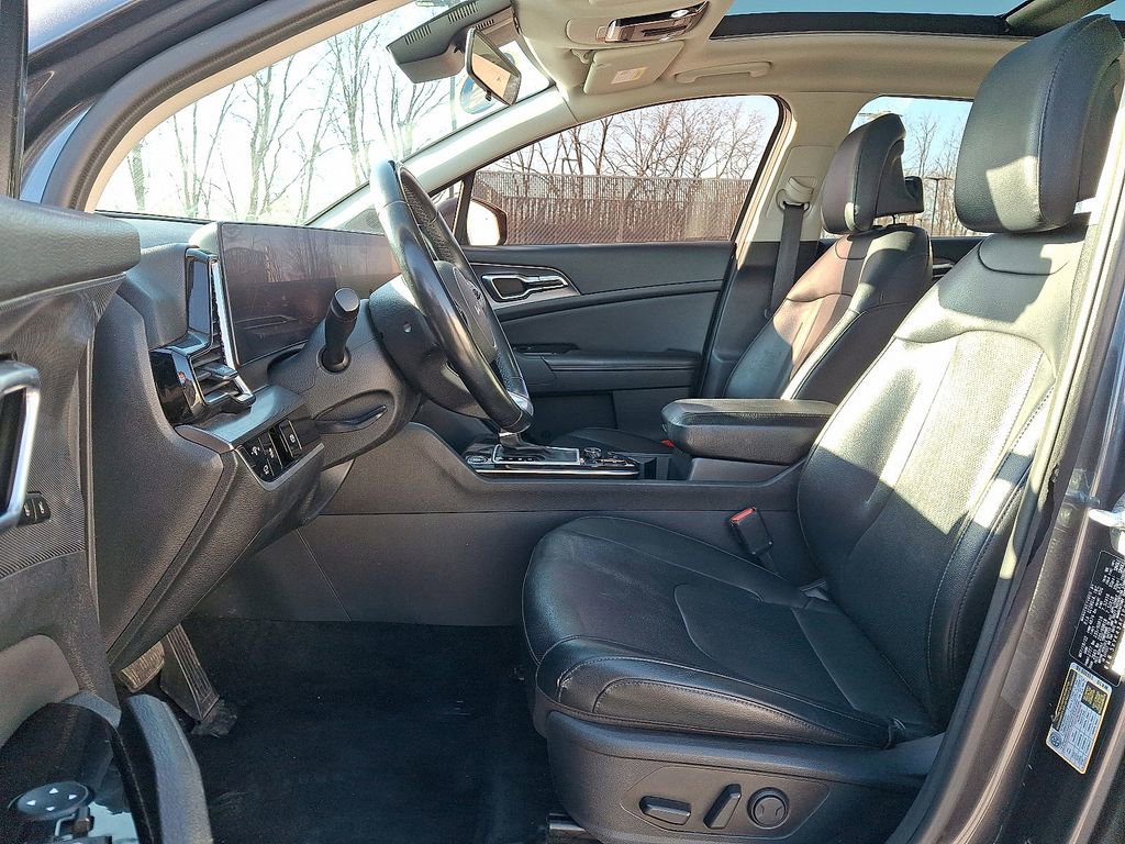 Used 2023 Kia Sportage SX image 16